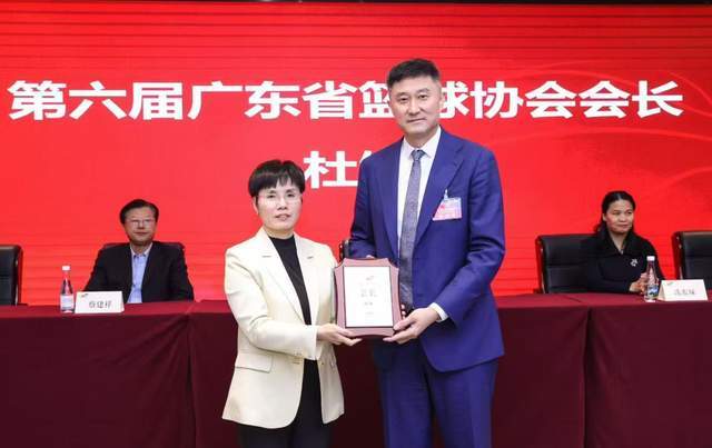 乐鱼-如愿高升！杜锋新职务正式曝光，率队收获四枚全运会金牌居功至伟