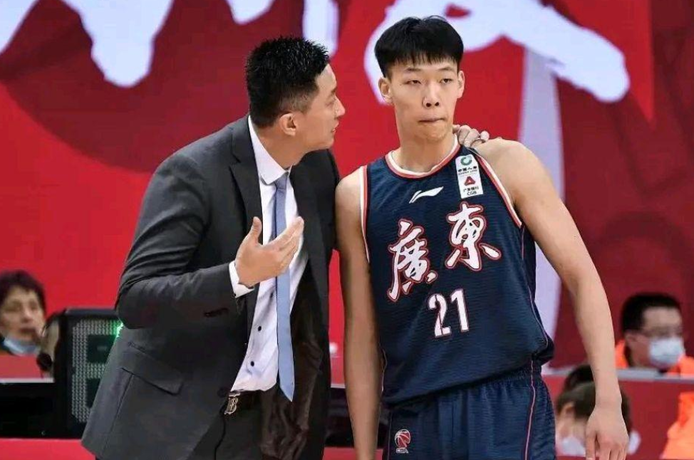 乐鱼官网-CBA消息！广东大将开启康复训练，杨鸣收到执教邀请，孙铭徽复出